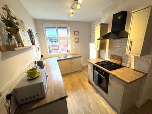 Photo 7- click for photo gallery